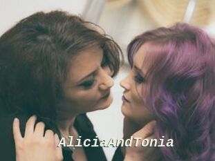 AliciaAndTonia