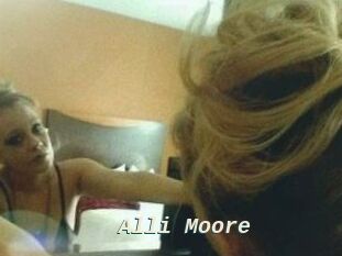 Alli_Moore