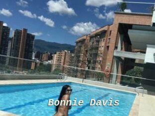 Bonnie_Davis