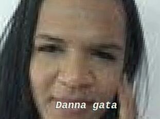 Danna_gata