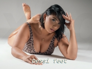 Dessi_feet