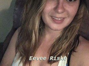 Eevee_Riske