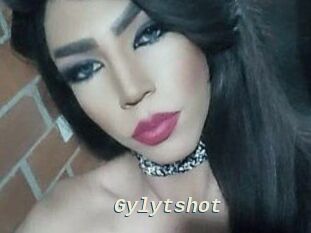 Gyly_ts_hot