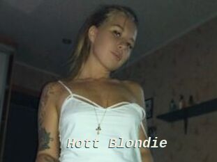 Hott_Blondie