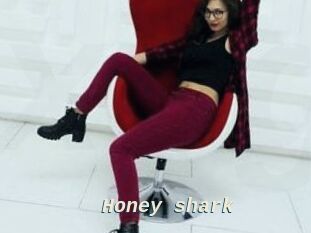 Honey_shark