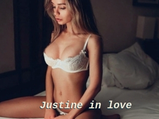 Justine_in_love