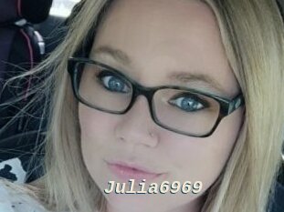 Julia6969