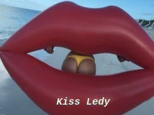 Kiss_Ledy