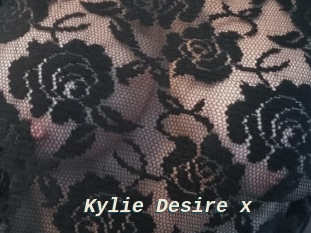 Kylie_Desire_x
