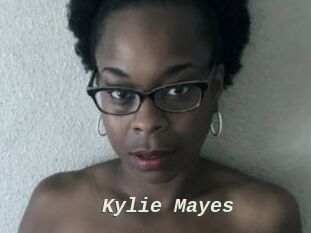 Kylie_Mayes