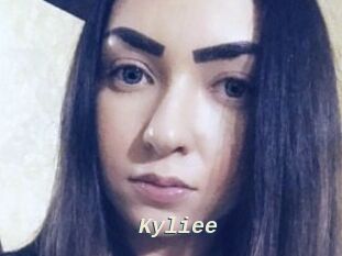 Kyliee_