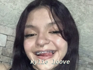 Kylie_loove