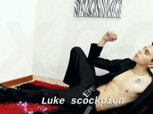 Luke_scockpion