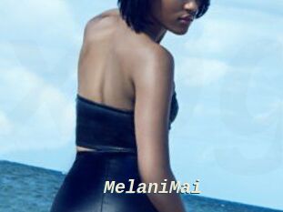 MelaniMai
