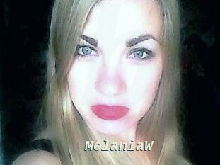 MelaniaW