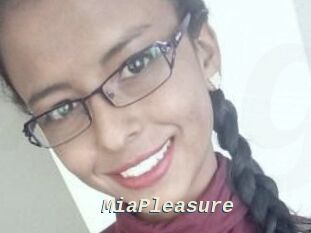 Mia_Pleasure