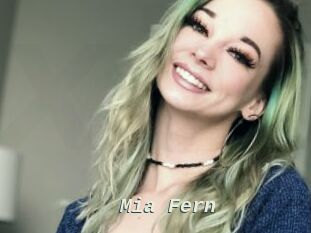 Mia_Fern