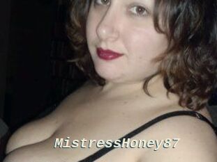 MistressHoney87