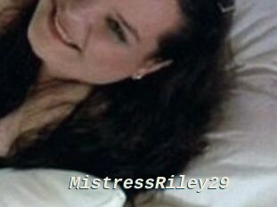 MistressRiley29