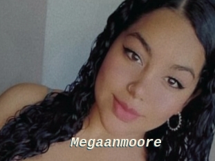 Megaanmoore