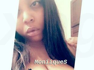 MoniiqueS