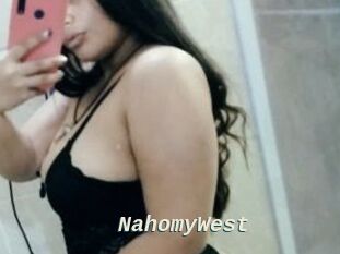 NahomyWest