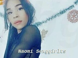 Naomi_Sexggirlts
