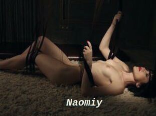 Naomiy