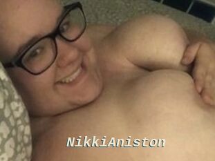Nikki_Aniston
