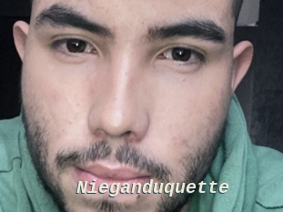 Nieganduquette