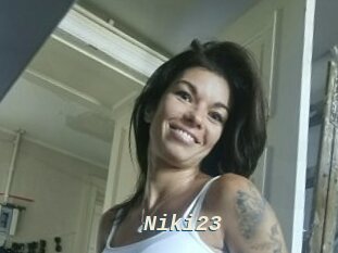 Niki23