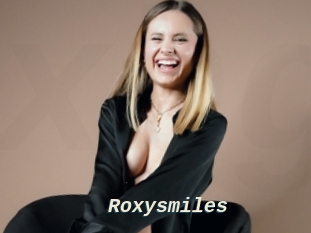 Roxysmiles