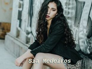 Sia_Medeiros