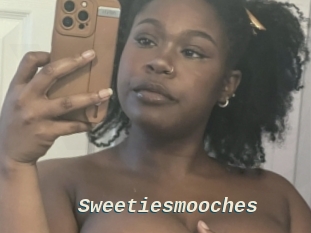 Sweetiesmooches