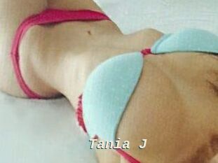 Tania_J
