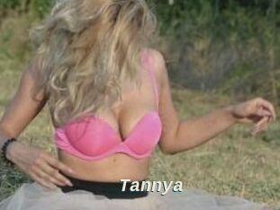 Tannya_