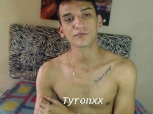 Tyronxx