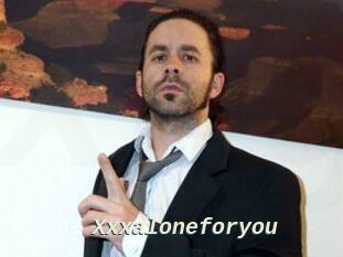 Xxxaloneforyou